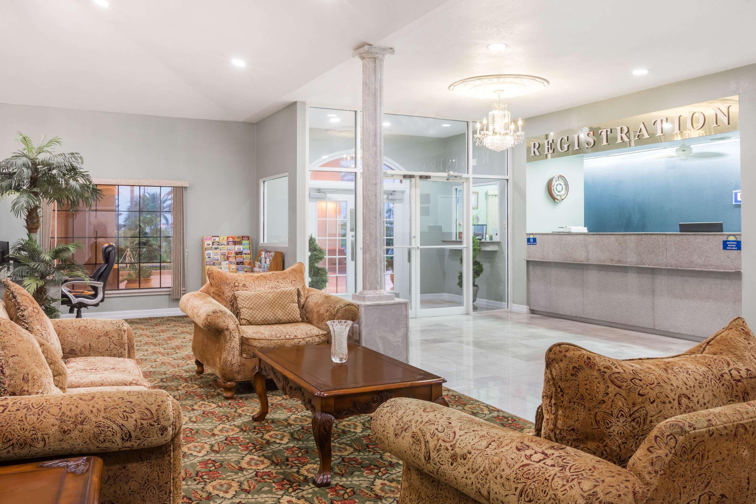 Days Inn By Wyndham Portland/Corpus Christi Экстерьер фото