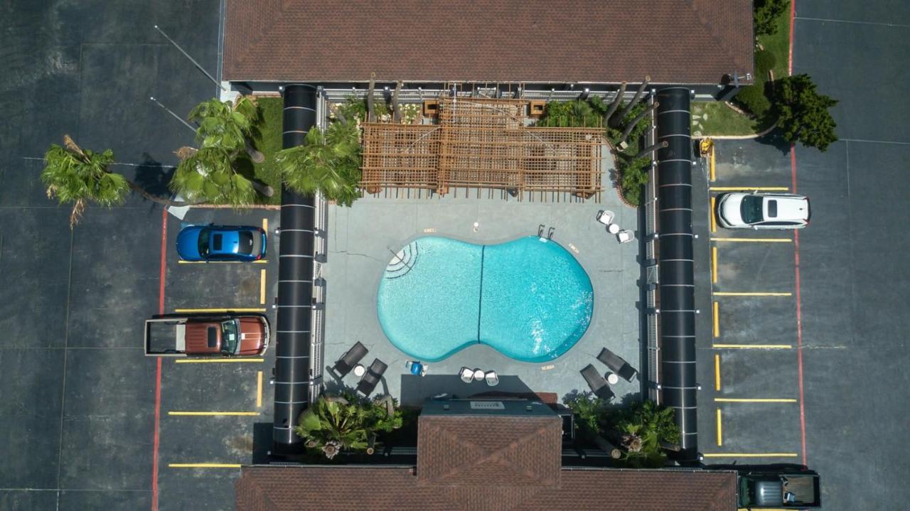 Days Inn By Wyndham Portland/Corpus Christi Экстерьер фото